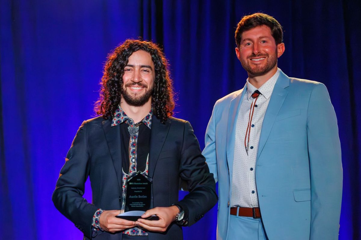 A Win for the Connecticut Bluegrass Scene! Founder Receives International Bluegrass Music Association Industry Award.